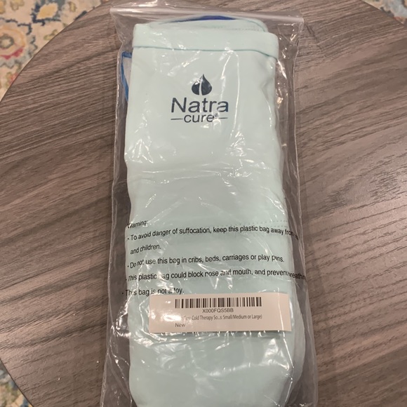 Natra Cure Cold Therapy Socks - Picture 3 of 5